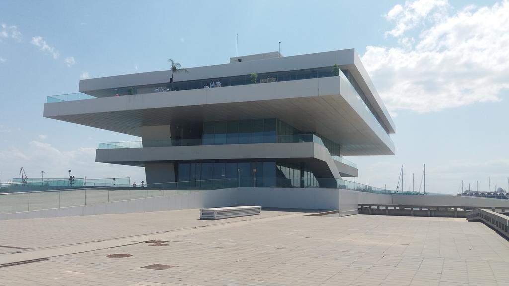 Apartmentsuitespain Beach Economy Valencia Exterior photo